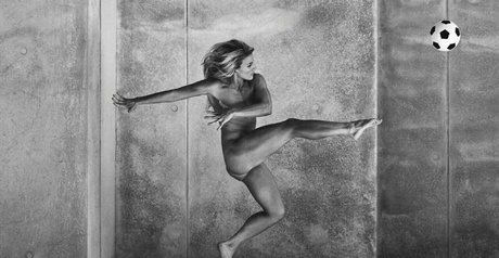 Julie Ertz model erotic gallery