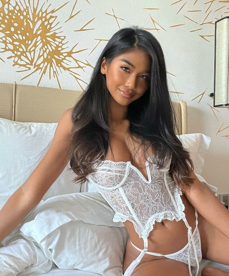 littlethingsmingle hd pornstar image