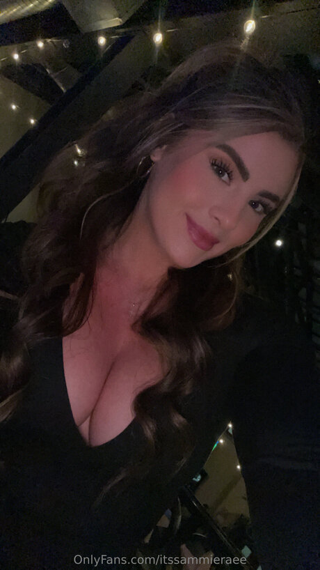 Itssammieraee xxx pornstar pictures