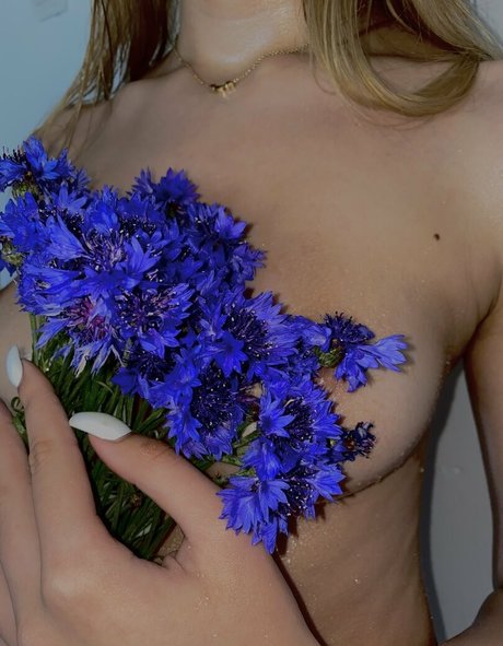 naughtygoddess69 model adult photos