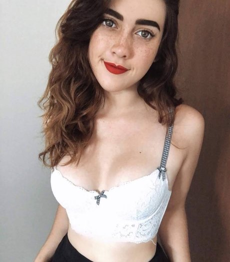 Pausotort beautiful actress photos