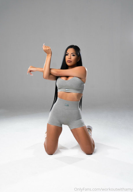 big oiled tits onlyfans beautiful porn gallery