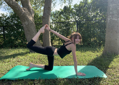 clothed onlyfans free xxx galleries