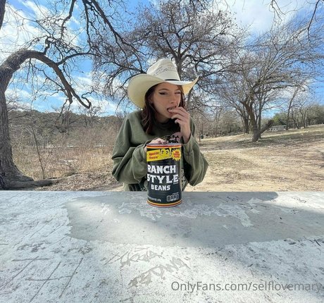 selflovesage model hot photos