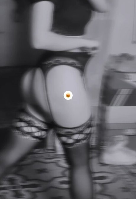 Eternajud star sex pic