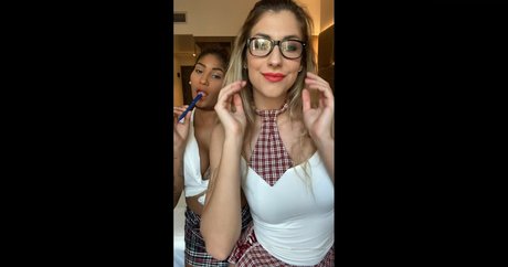 Shona River model high quality pic