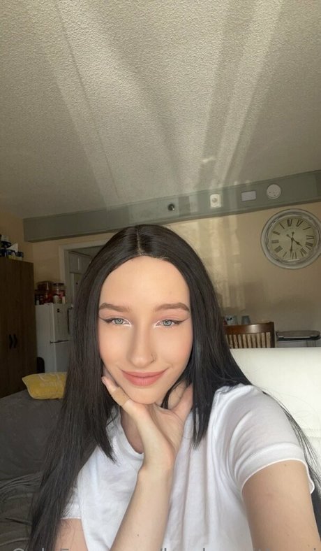 books withaeri model adult pics