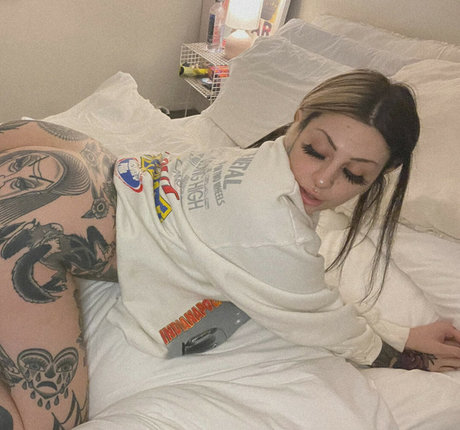 Gia String star high quality pictures