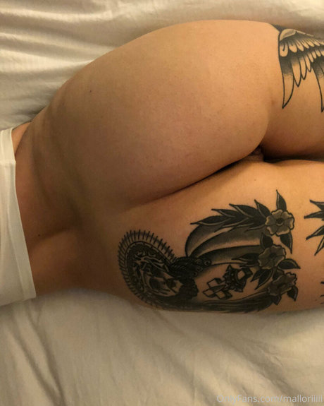 Gia String pornstar hot photos