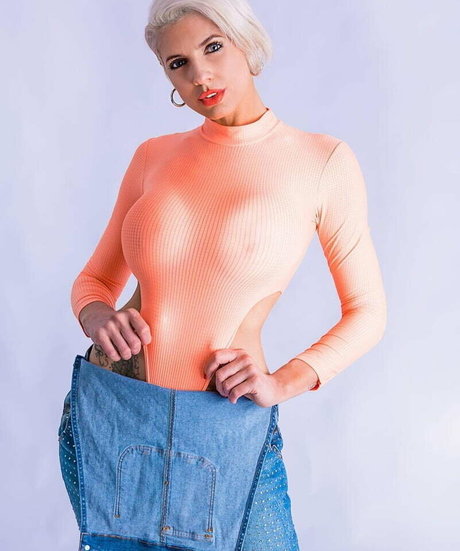 Tamara Bella perfect pornstar picture