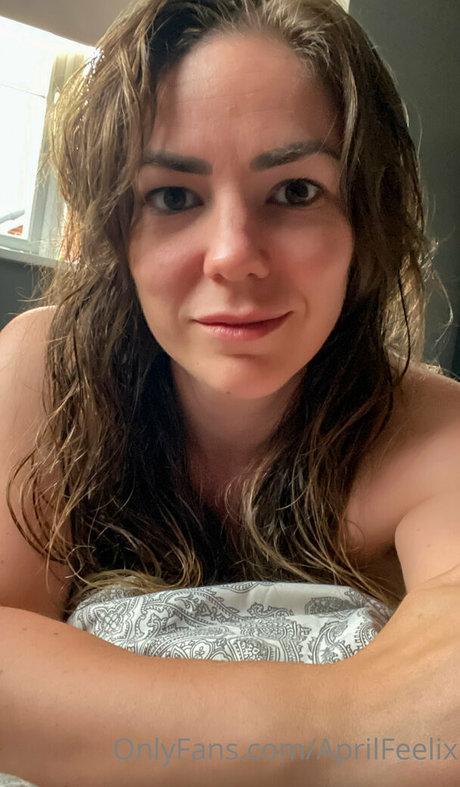 aprilfeelixfree exclusive pornstar photos