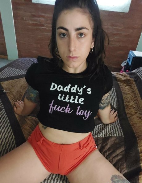 ursoftbee pretty model picture