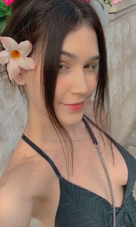 MariMind pretty actress archive