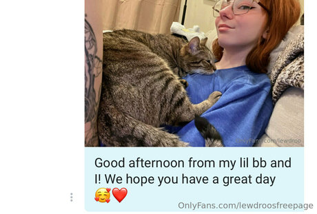 lewdroosfreepage sex star pics