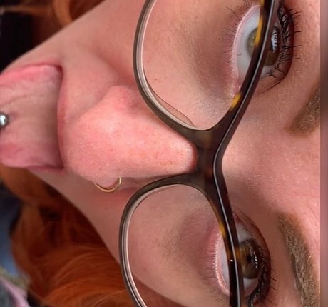 Della M top actress pictures