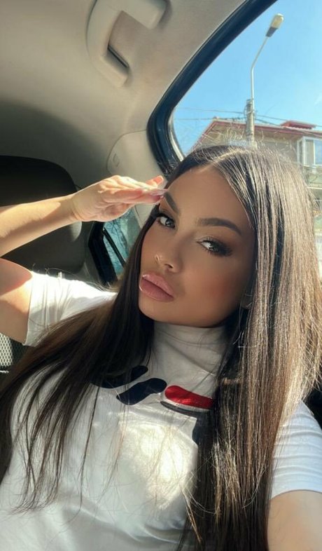 kristinne7777 pornstar high quality pictures