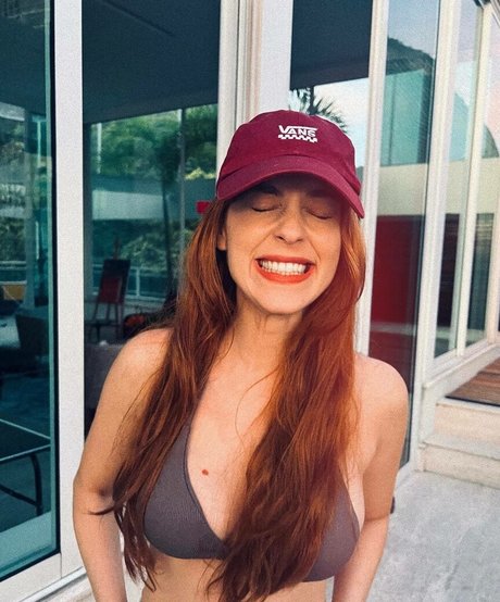 Sophia Abrahao star hot pic