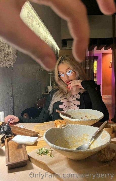 weryberry star image