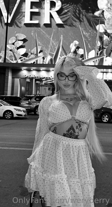 weryberry nudes star photo