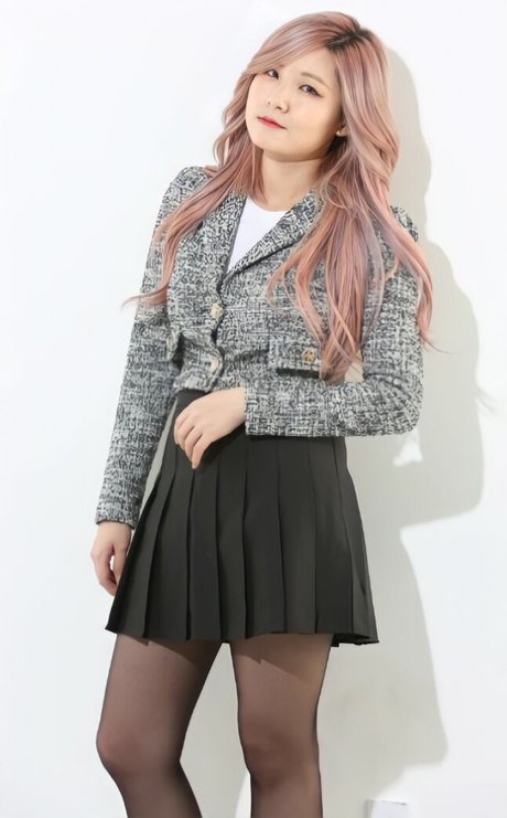 HAchubby beautiful actress photo