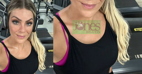 Renata Fan porn actress image