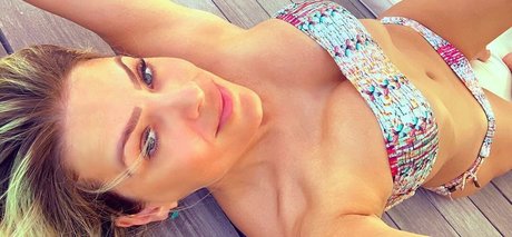 Renata Fan free actress pic