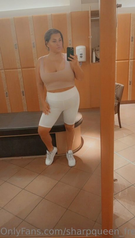 sharpqueen free model sex photo