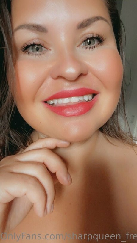 sharpqueen free hot model pic