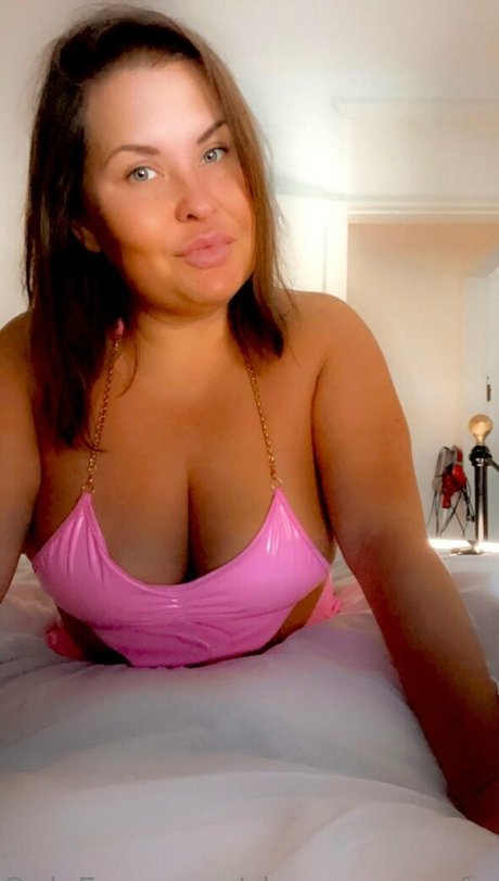 sharpqueen free top actress gallery