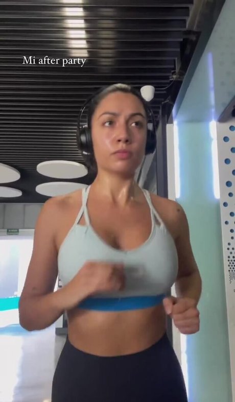 Maria Mood free pornstar archive