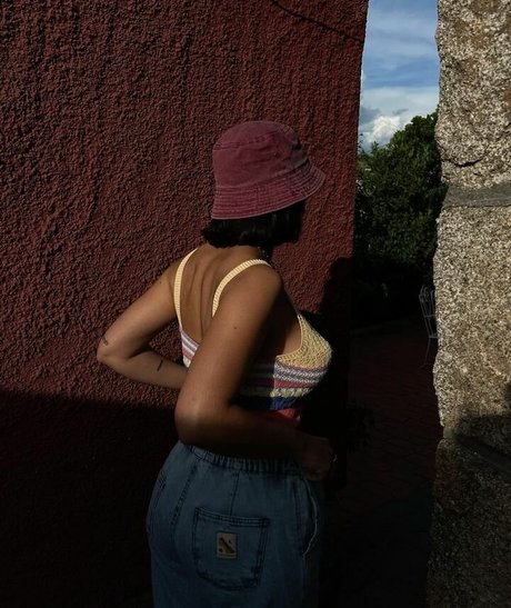 Maria Mood pornstar hot pictures