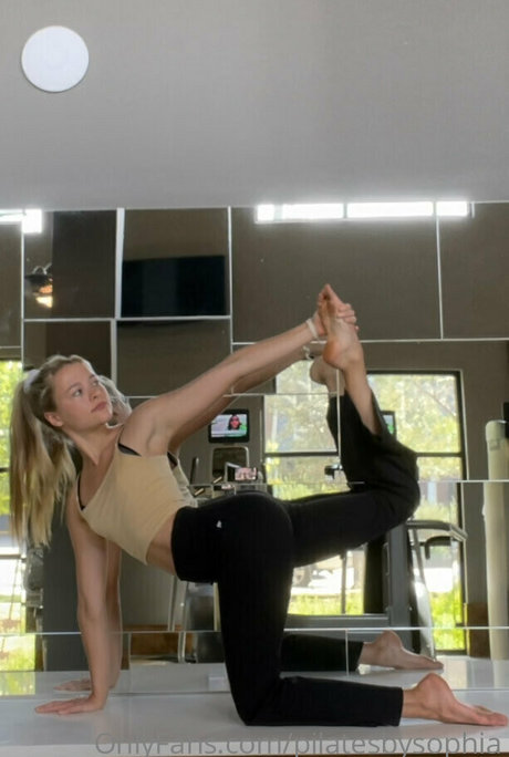 flowwithsky model perfect archive