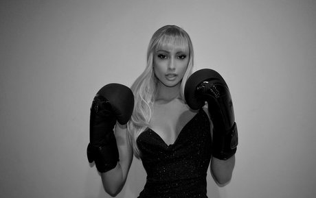 nadiastrikesagain adult actress pictures