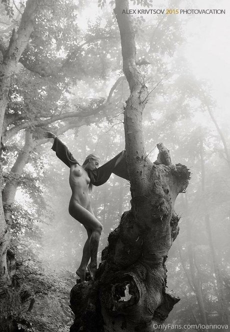 striptease onlyfans xxx img