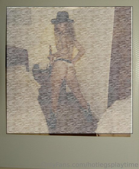 hotlegsplaytime pretty model pic