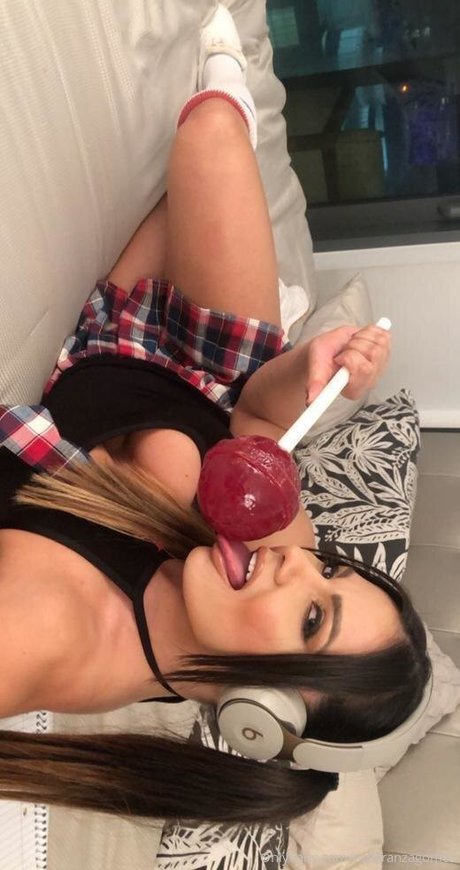 Esperanzagomez model art img