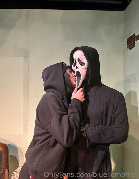 blue emofree pornstar naked pictures