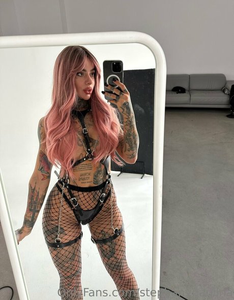 Stephanie Paul star high quality gallery