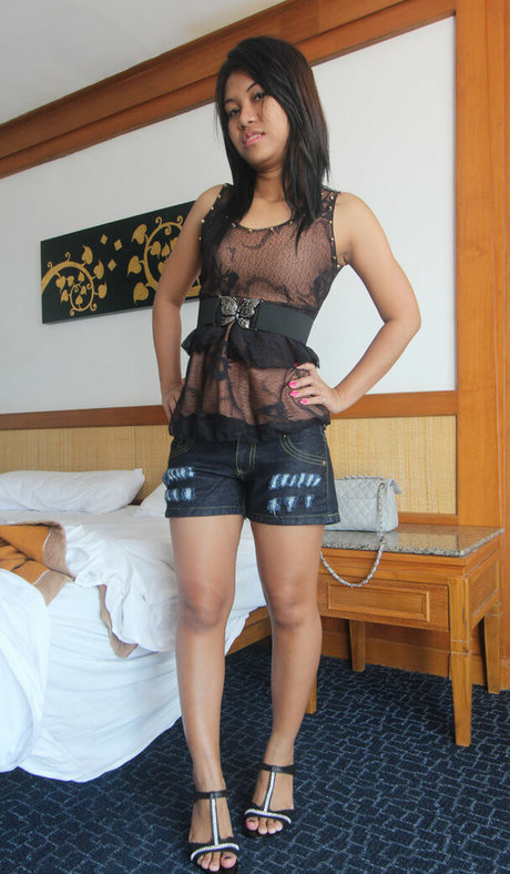 AsianSexDiary beautiful actress image