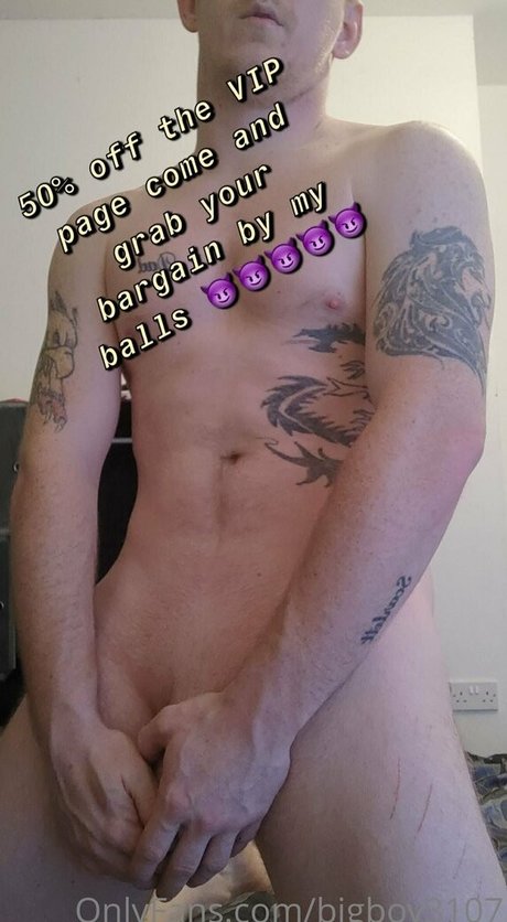 bigboy3107 pornographic model image