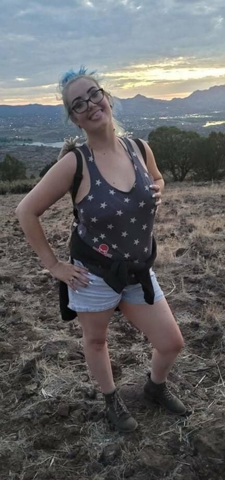 blubodygloss naked pornstar pictures