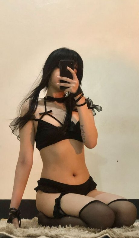 Kurixtee erotic star photo