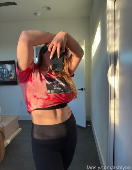 Ashlynn Arias model art archive