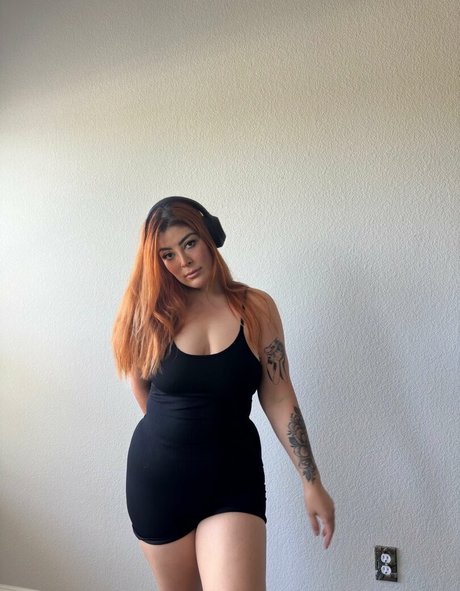 Ashlynn Arias star porn photo