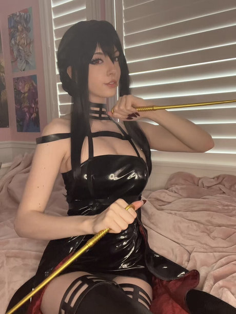 emiki28 xxx actress image