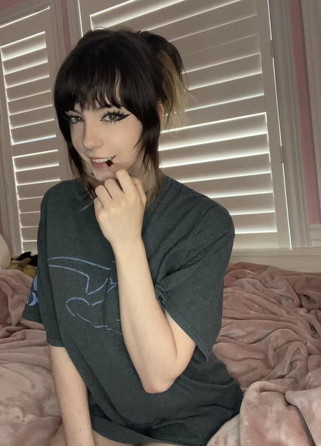 emiki28 erotic pornstar archive