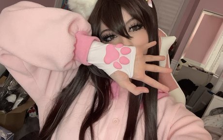 emiki28 exclusive actress photos