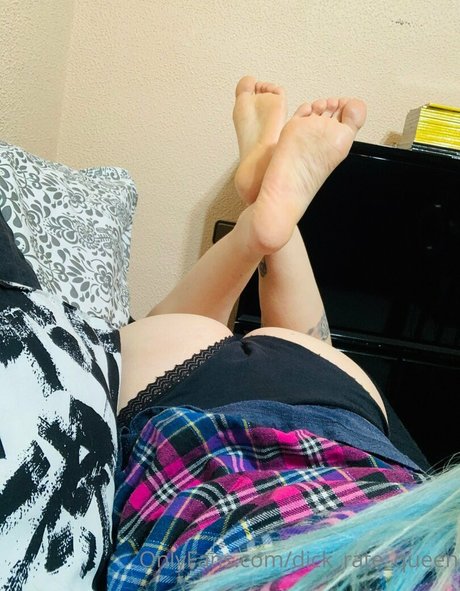 dick rate queen model exclusive photos