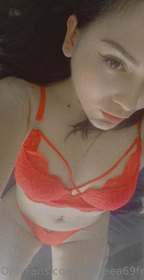 medeea69free pornstar sex photo