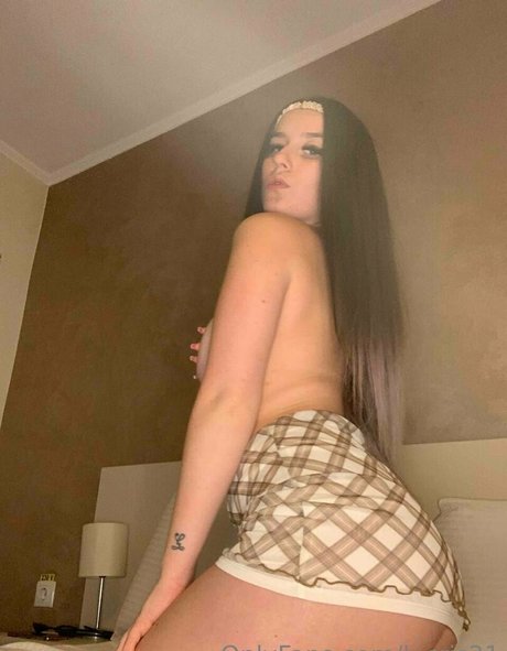 k cris21 adult actress pics